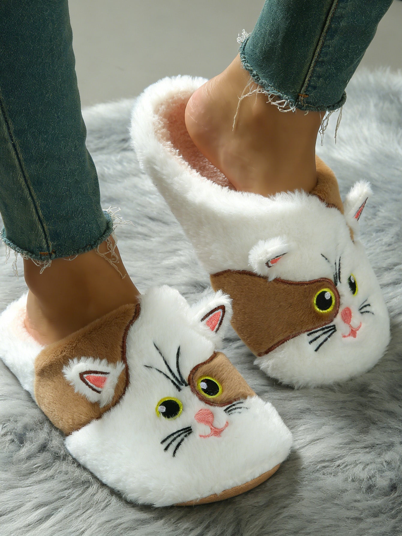 Bulk Slippers | Soft Fuzzy Cat Face Slippers Women Winter Warm Indoor House Shoes Wholesale