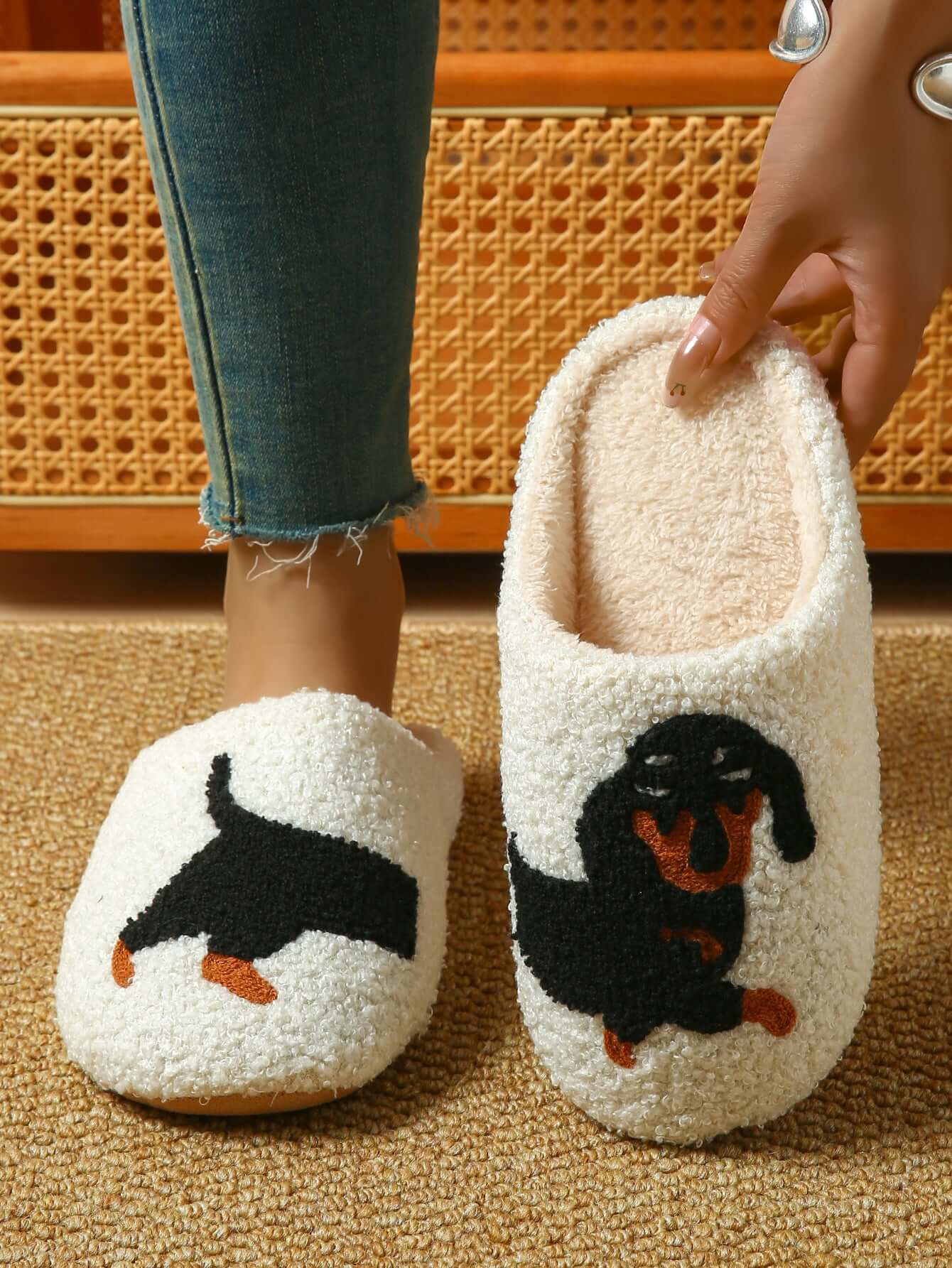 Bulk Slippers | Cute Dachshund Fuzzy Slippers Women Winter Warm Indoor Pet Lover Shoes Wholesale